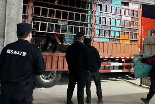 仿冒“得物包裝”售假被抓，專家：保護(hù)正品電商平臺(tái)權(quán)益有助提升品質(zhì)消費(fèi)環(huán)境