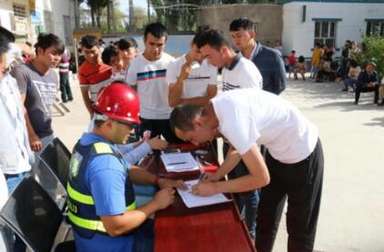 以工代賑，“老鄉(xiāng)”就業(yè)有了新選擇