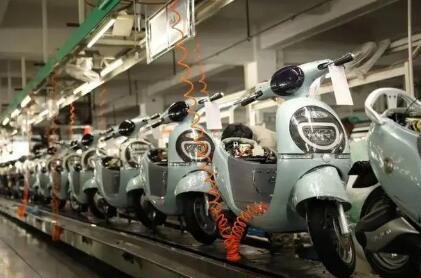 愛(ài)瑪連續(xù)6年獲得“電動(dòng)自行車行業(yè)顧客最滿意品牌”稱號(hào)