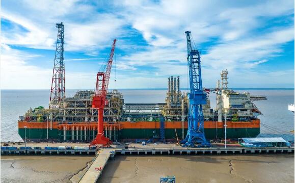 中遠海運承建世界最大天然氣處理浮式儲卸油平臺竣工
