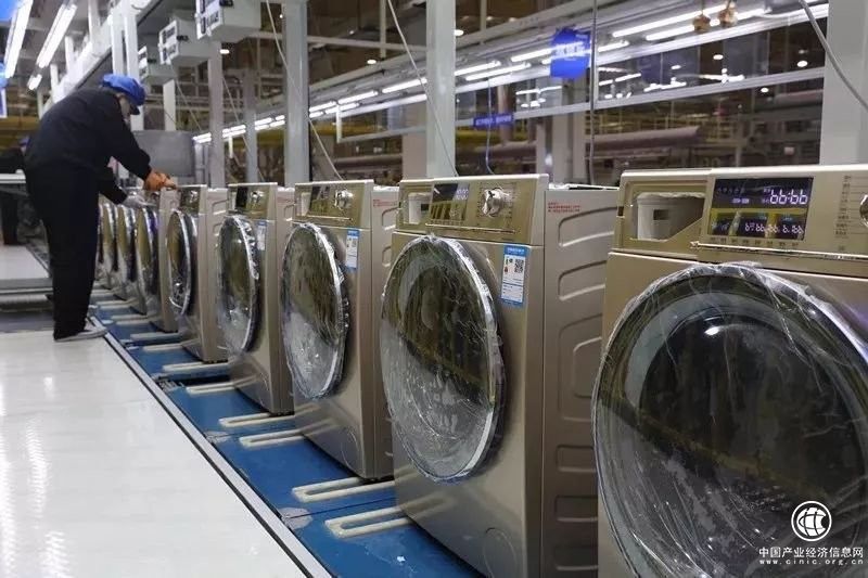 “數(shù)字領(lǐng)航”，中國制造轉(zhuǎn)型的新“燈塔”