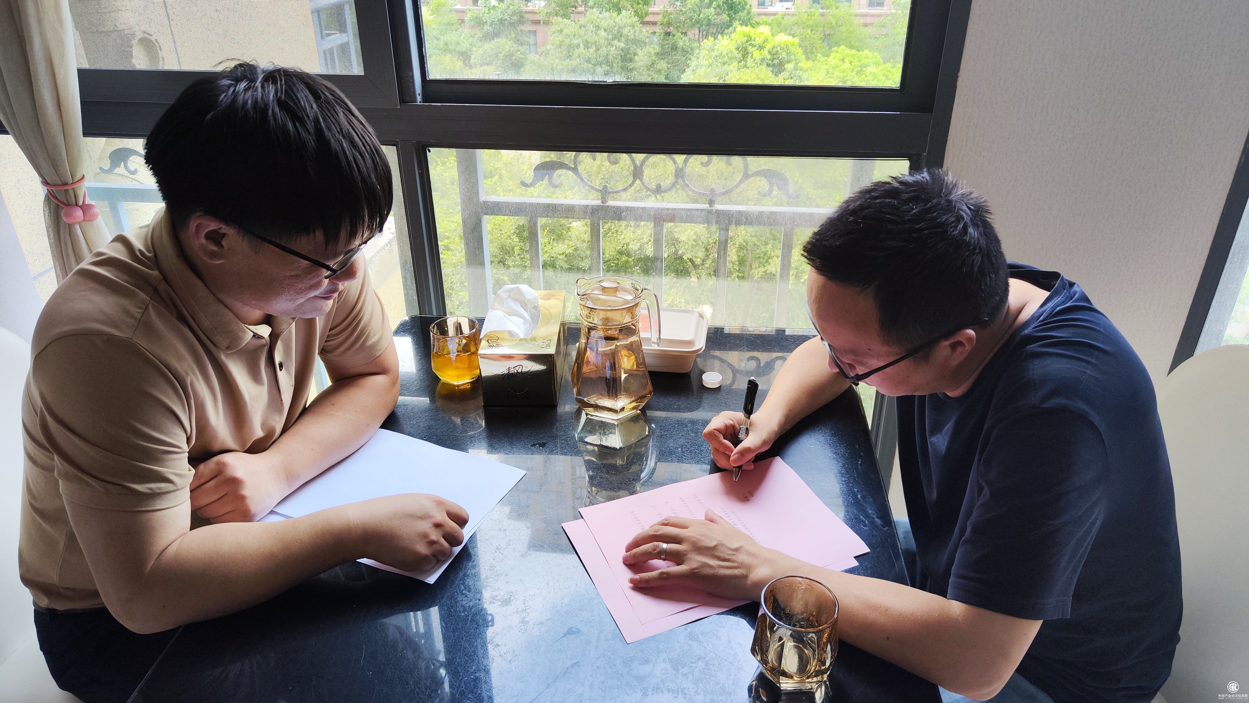 寧波奉化：密織單位家庭“護廉網(wǎng)”，筑牢八小時內(nèi)外“防火墻”