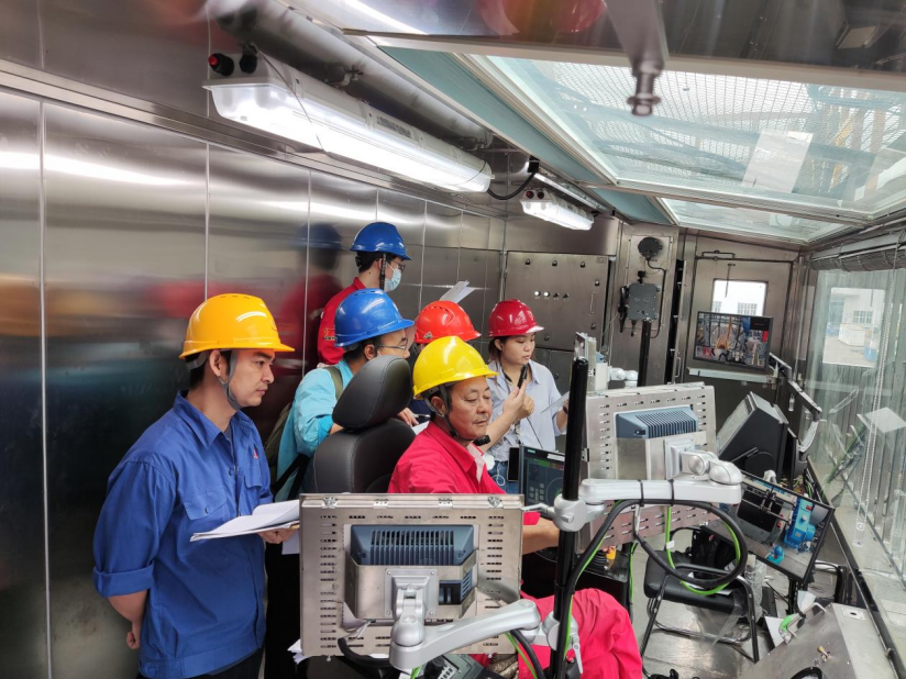 東方電氣首次整機(jī)出口日本的全國(guó)產(chǎn)智能地?zé)徙@機(jī)迎來(lái)線(xiàn)上驗(yàn)收