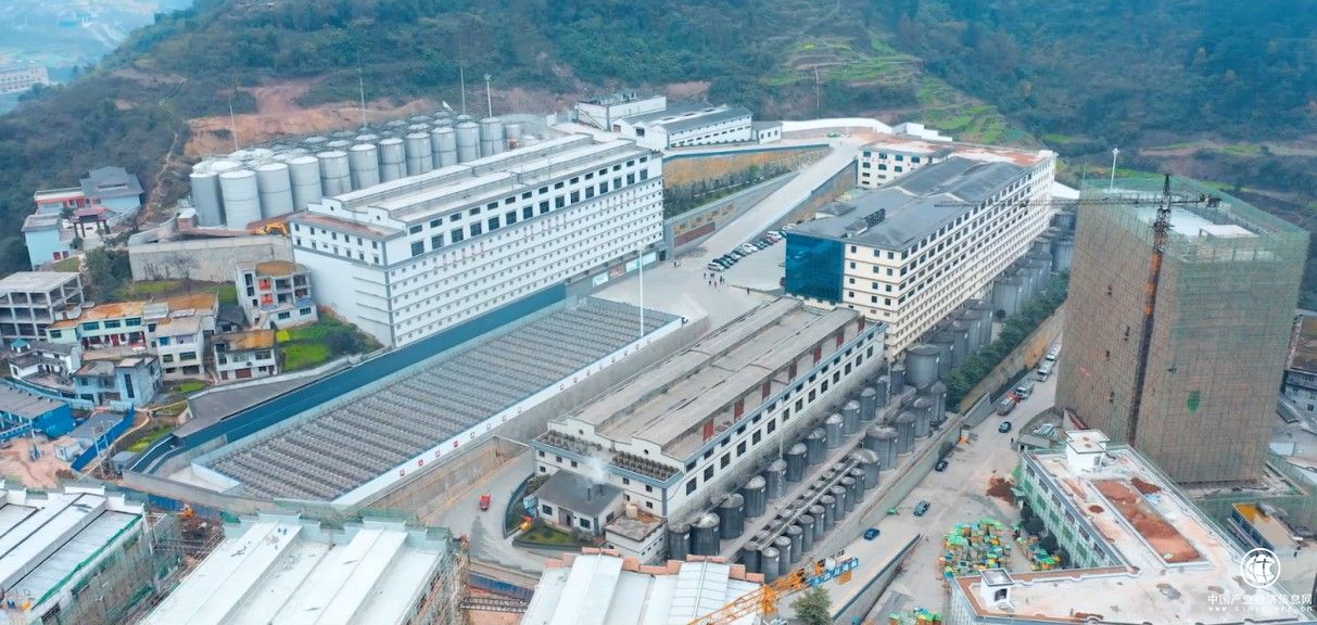 老醬臺(tái)酒業(yè)：三十五年成長(zhǎng)，砥礪發(fā)展再創(chuàng)新