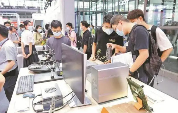 深圳打造“國(guó)際軟件名城” 出臺(tái)軟件產(chǎn)業(yè)高質(zhì)量發(fā)展20條