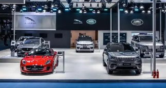 跨國(guó)車(chē)企進(jìn)博會(huì)上“秀”智能 未來(lái)出行新方式想象空間大