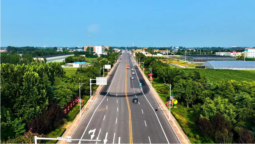 山東濟(jì)寧高新區(qū)“四好農(nóng)村路” 助力產(chǎn)業(yè)振興