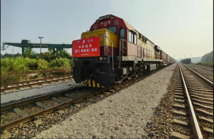 福建廈門(mén)開(kāi)行首趟至白俄羅斯中歐班列