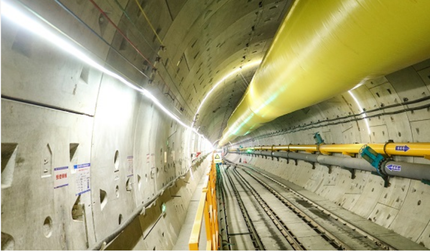 中俄東線(xiàn)天然氣管道長(zhǎng)江盾構(gòu)穿越隧道順利貫通