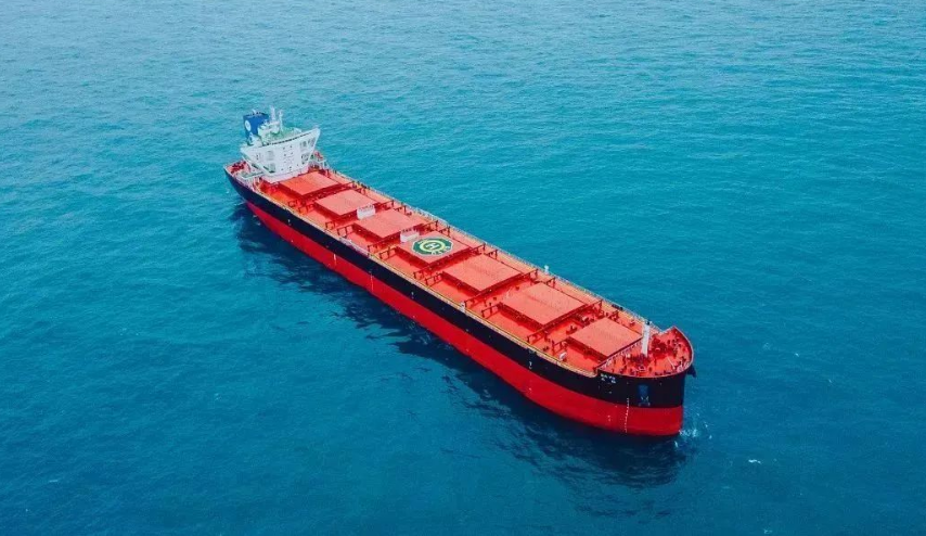 中船澄西建造的第2艘85000噸散貨船“大裕”號(hào)簽字交付