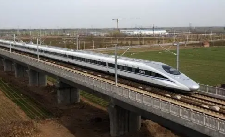 速度更快、動(dòng)力更強(qiáng)、日子更好——從京廣高鐵10年變化看中國經(jīng)濟(jì)社會(huì)發(fā)展