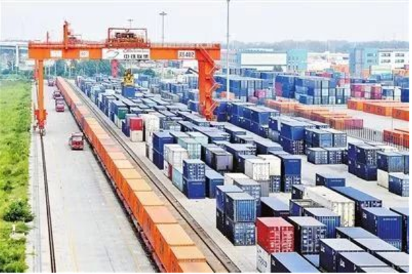 政策精準、民企給力、新業(yè)態(tài)勢頭強，河南外貿(mào)穩(wěn)中有進