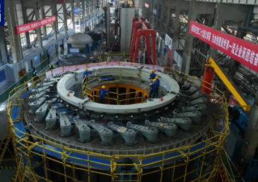 全球最大立式導(dǎo)水機(jī)構(gòu)在四川德陽(yáng)下線