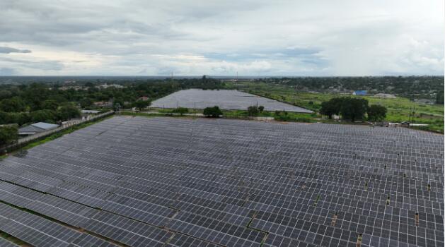 中企承建的光伏電站擴建項目在贊比亞并網(wǎng)發(fā)電