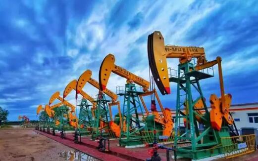 中國石油大慶油田累計(jì)生產(chǎn)原油突破25億噸 油田開發(fā)技術(shù)世界領(lǐng)先