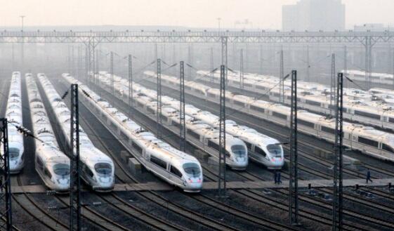 鐵路部門將加大“五一”假期運(yùn)力投放