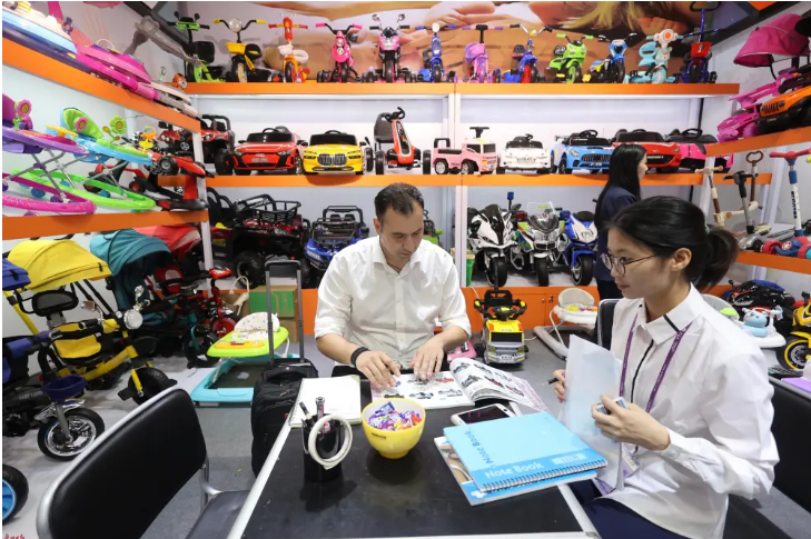 透過外貿(mào)晴雨表，感受開放活力