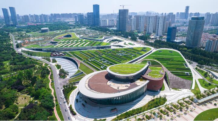 打造山東文化新地標(biāo)！日照國際博覽中心全面投入運(yùn)營