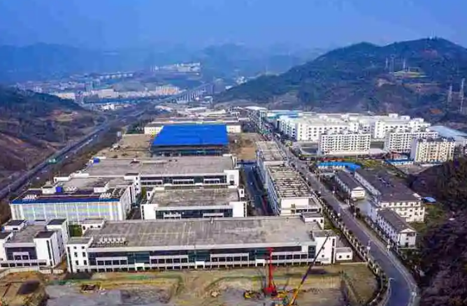 湖北竹山奮力交出招大引強、招才引智優(yōu)異答卷