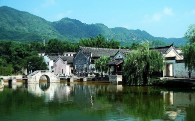 “下沉式旅游”的信號，小城市接收到了嗎？