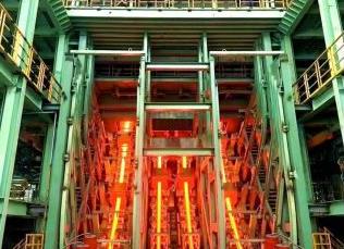 中國重型院成功研制全球首臺兼容小方圓坯、大方圓坯、厚板坯多功能連鑄機(jī)