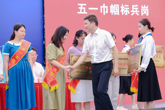 廣西住建系統(tǒng)勞動(dòng)和技能競(jìng)賽總結(jié)表彰大會(huì)召開(kāi) 一建集團(tuán)再獲殊榮