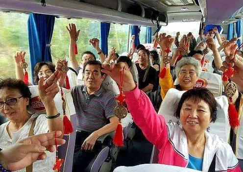 年輕人為何熱衷老年團(tuán)？