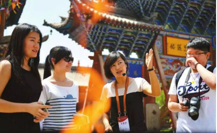 旅游業(yè)需要更多“用心導游”