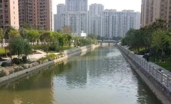 生態(tài)環(huán)境部：進(jìn)一步加強黑臭水體整治 持續(xù)改善人居環(huán)境