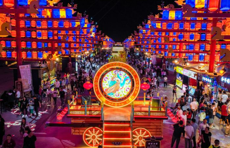 文旅體驗吸睛“烏蘭察布之夜”成打卡“新坐標”