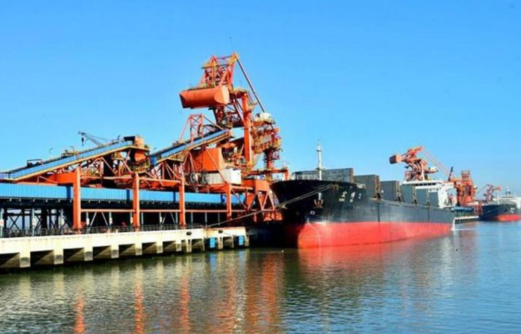 國內首條礦石自動化裝船流程投用