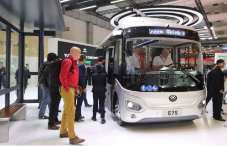 世界客車博覽會(huì)上綠色出行的