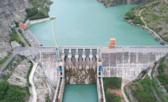 歷時(shí)17年！金沙江魯?shù)乩娬竟こ掏ㄟ^竣工驗(yàn)收