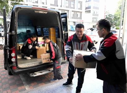 “雙11”購物熱彰顯消費(fèi)市場(chǎng)韌性與活力