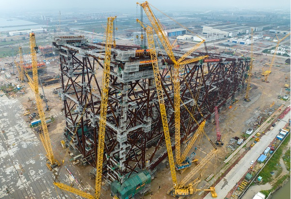 “海基二號(hào)”油氣平臺(tái)主結(jié)構(gòu)建造完工