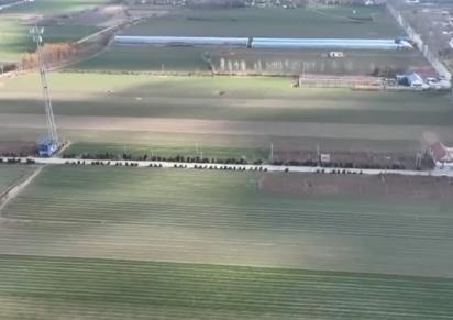 集中連片、設(shè)施配套、高產(chǎn)穩(wěn)產(chǎn)……各地有序推進(jìn)高標(biāo)準(zhǔn)農(nóng)田建設(shè)