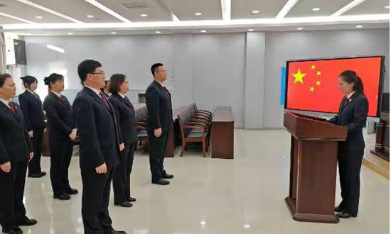 20231212114056365.jpg 圖為法制宣誓現(xiàn)場(chǎng).jpg