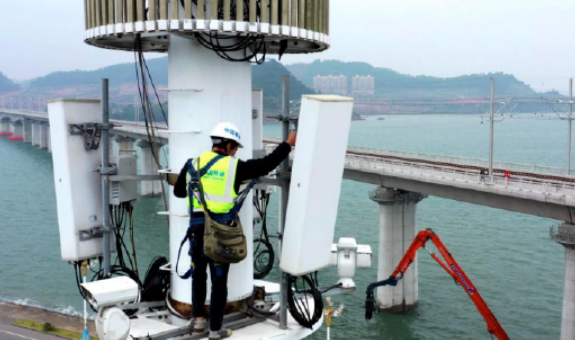 我國首條直通中越邊境高鐵開通 中國移動5G網(wǎng)絡全線覆蓋