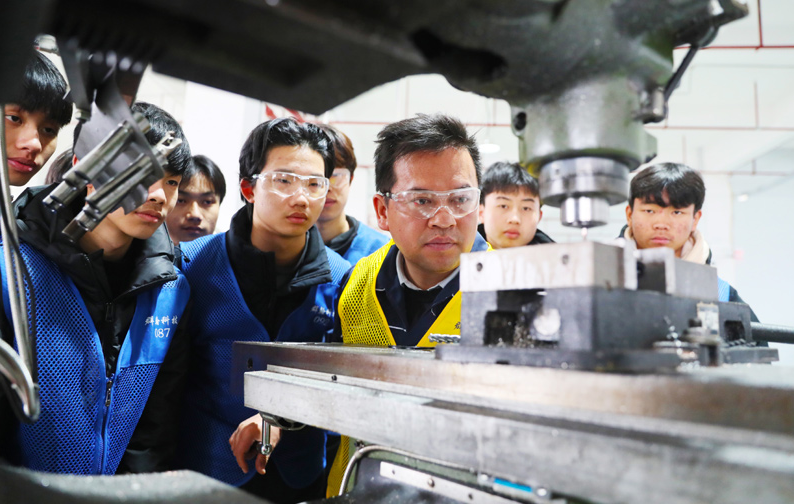 就業(yè)有哪些新趨勢(shì)新機(jī)遇——2024年開(kāi)年經(jīng)濟(jì)一線(xiàn)觀(guān)察之三