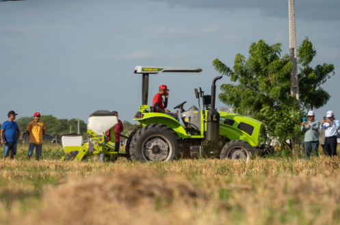 中國農(nóng)機助力巴西家庭農(nóng)業(yè)機械化
