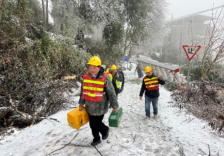 中國聯(lián)通全力守護(hù)春運(yùn)旅客歸鄉(xiāng)團(tuán)圓