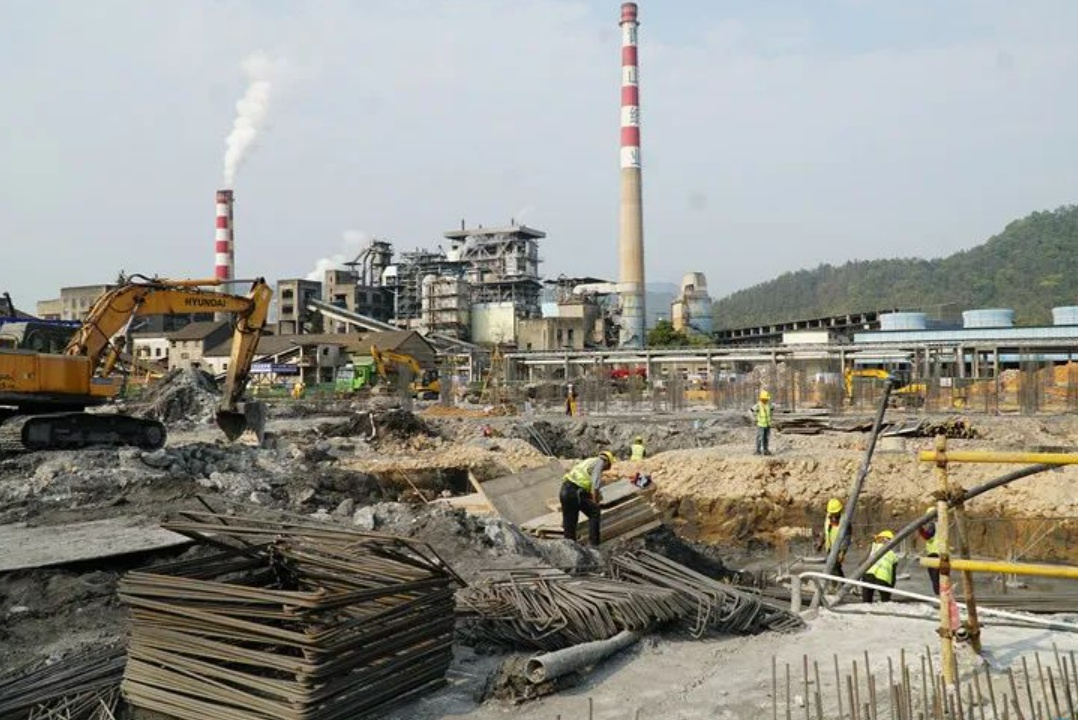 福建：春節(jié)假期不停工 鉚足干勁向前沖