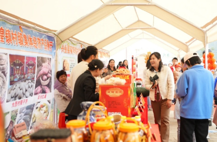 增值稅發(fā)票數(shù)據(jù)顯示：春節(jié)假期服務消費火熱