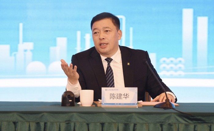 三個(gè)維度讀懂恒力集團(tuán) 與時(shí)代為伍奮力向前