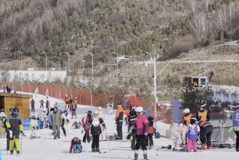 “玩”出精彩為經濟發(fā)展蓄力 戶外運動從一季“火”到四季“熱”