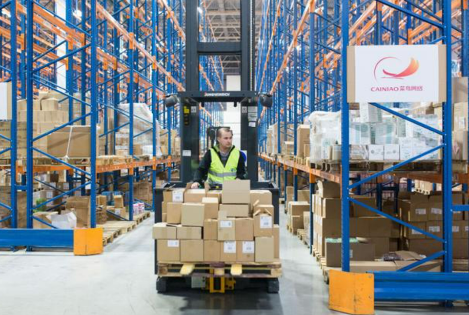 中國(guó)生產(chǎn)、國(guó)外整裝 我國(guó)連續(xù)12年居全球中間品出口第一大國(guó)