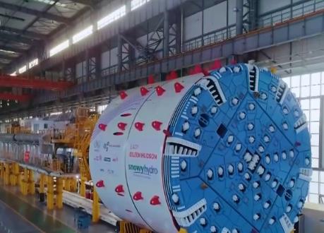 “智造”升級(jí)+完善服務(wù) 國(guó)產(chǎn)盾構(gòu)機(jī)競(jìng)爭(zhēng)力提升加速“出?！?></a></div><!-- img end -->	<div   id=