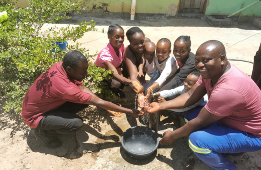 中國(guó)中鐵助力贊比亞西方省民眾用上“放心水”