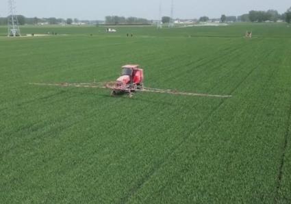 高科技為田間管理“保駕護(hù)航” “好種子”讓希望的田野“豐”光無(wú)限