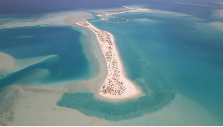 中交集團(tuán)沙特紅海開(kāi)發(fā)項(xiàng)目烏瑪哈9-4島沙灘砂工程順利完工